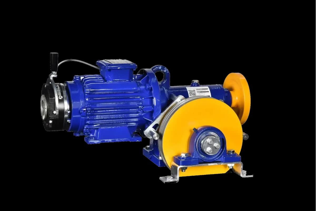 موتور کشش AKIS Z 40، ظرفیت 150 kg، موتورخانه